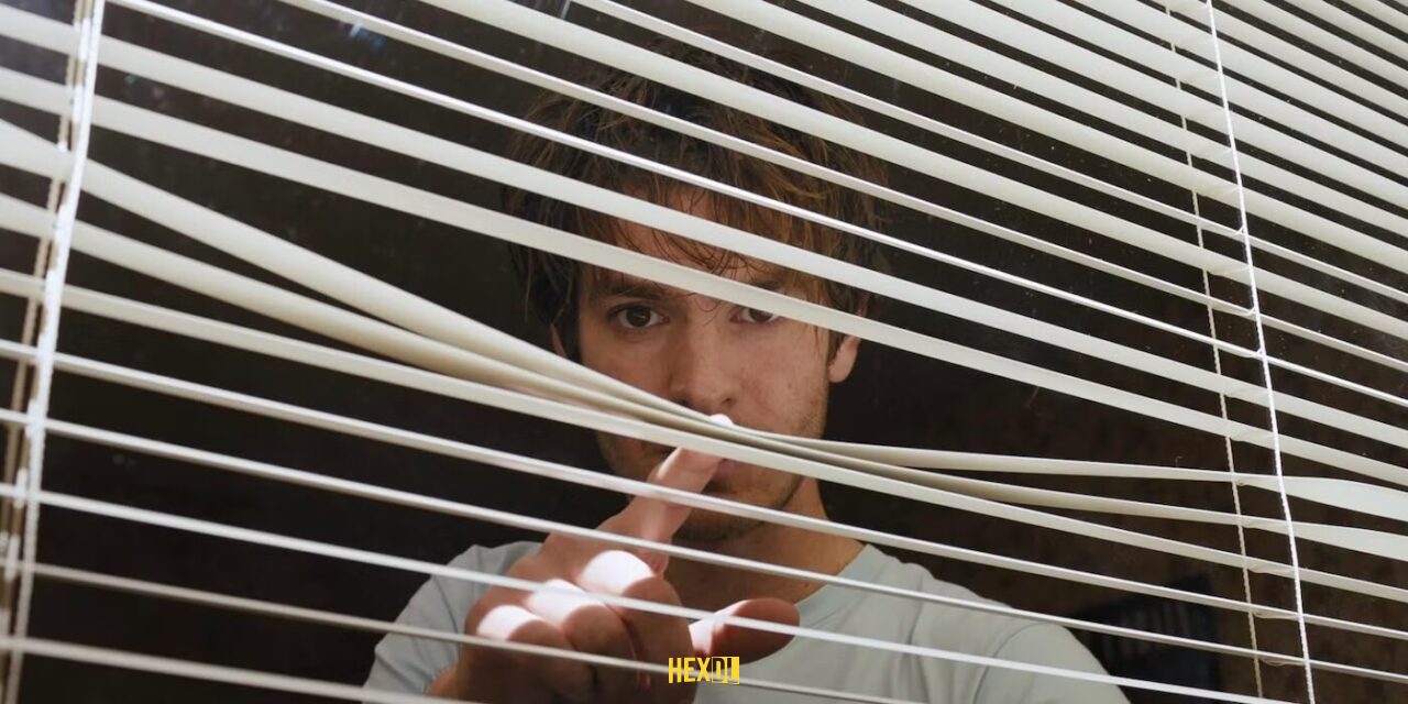 تصویر مرتبط با چرا فیلم Under the Silver Lake از یک شکست عجیب به اثر کالت تبدیل شد؟