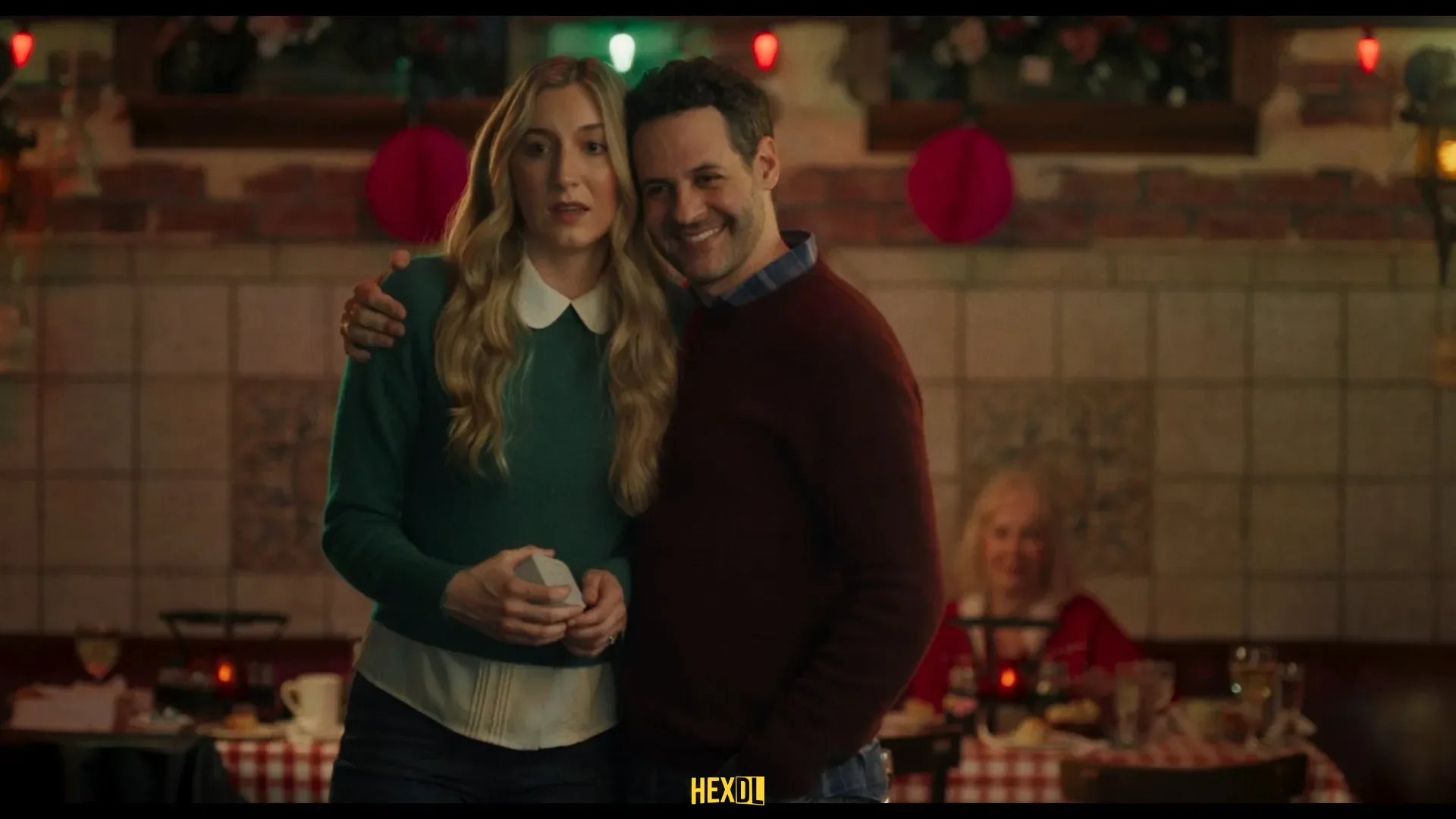تریبکا فیلمز حق پخش سه فیلم مستقل از جمله A Very Merry Breakup را خرید