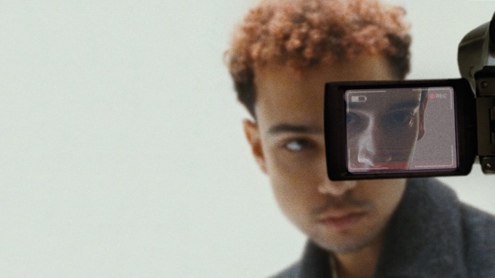 دانلود فیلم لورکر Lurker 2025