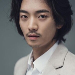 Hwang Hee